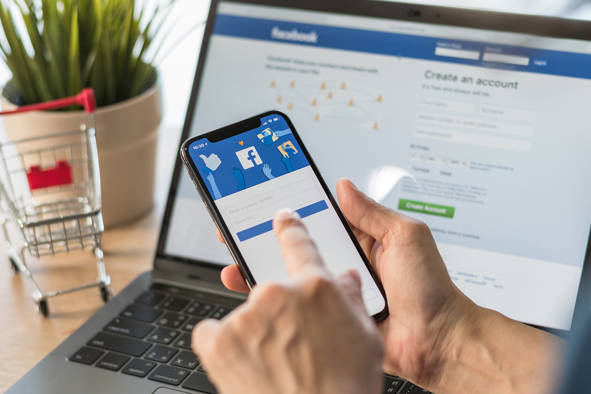 HOW TO OPTIMIZE YOUR FACEBOOK ADS